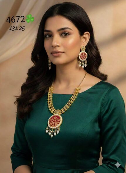 Rajvanshi Layered Elegance Set